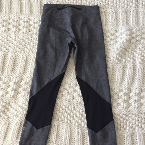 Lululemon Crop - Picture 3 of 8